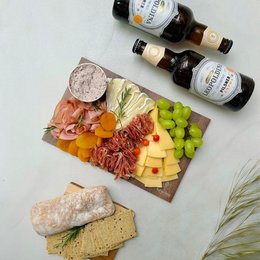 Imagem de Tábua de frios com kit cerveja para 4 - Grazing