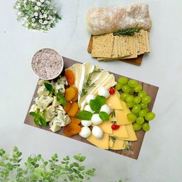 Imagem de Tábua de frios veggie completa para 4 - Grazing