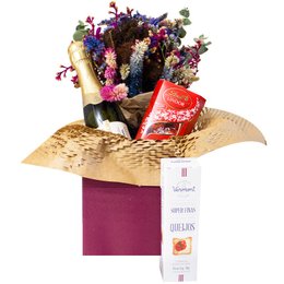 Imagem de Kit Chandon com Flores e Chocolates Lindt