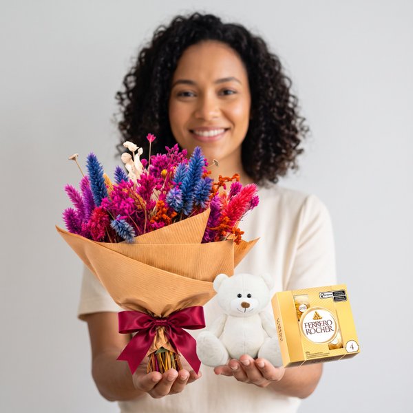 Mini Buquê de Flores Seca com Urso e Chocolates