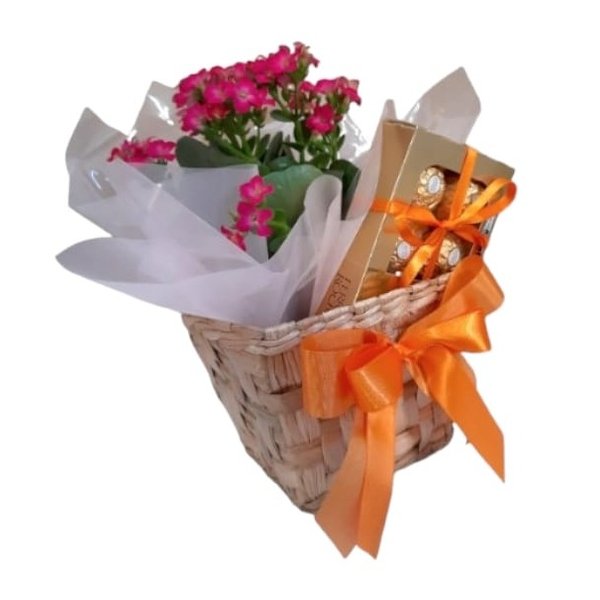 Cesta  Flores e Bombons Justine