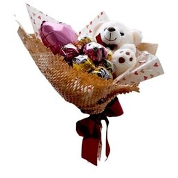 Imagem de Buquê Encantador de Bombons e Pelúcia