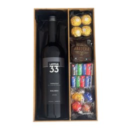 Imagem de Vinho e chocolates selecionados