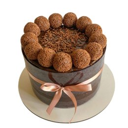 Imagem de Bolo de Aniversário Brigadeiro Para 10 Pessoas