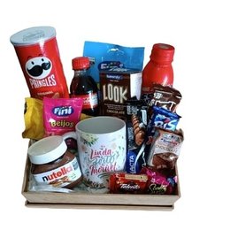 Imagem de Cesta Caneca e Chocolates 
