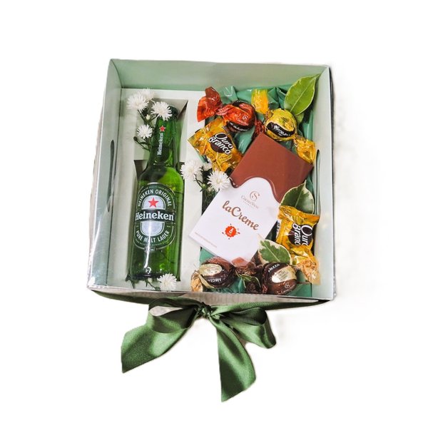Caixa de Petiscos Craft com Cerveja e Chocolates