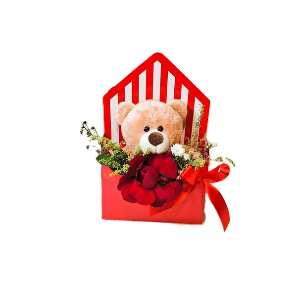 Envelope Com Urso de Pelúcia e Rosa