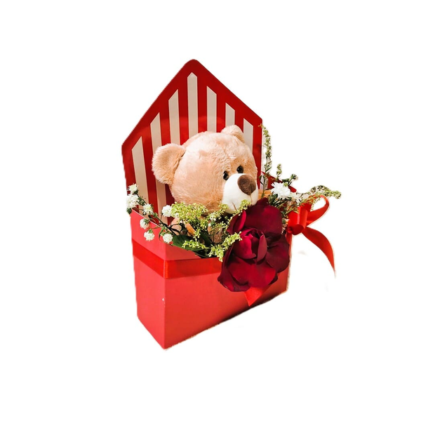 Envelope Com Urso de Pelúcia e Rosa