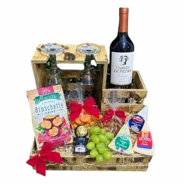 Cesta Especial Queijos e Vinho 2 Taças