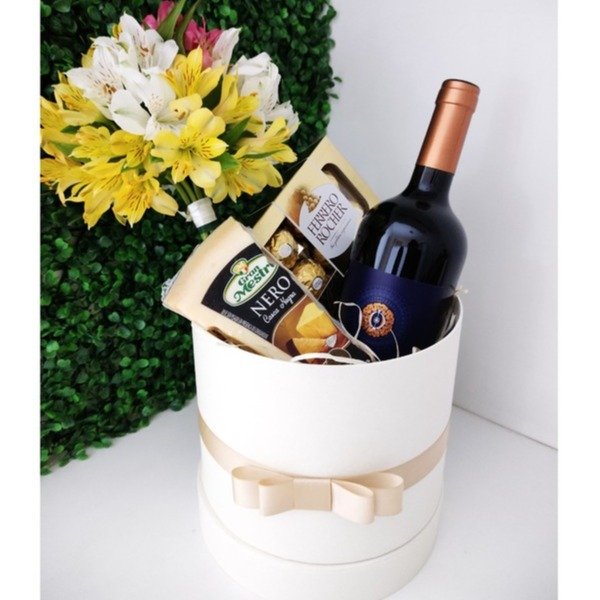 Cesta Luxo G - Vinho, Flores e Queijo