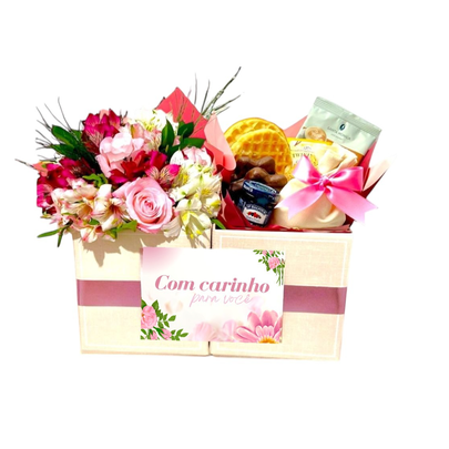 Cesta  de Café da Manhã com Flores - Doçura