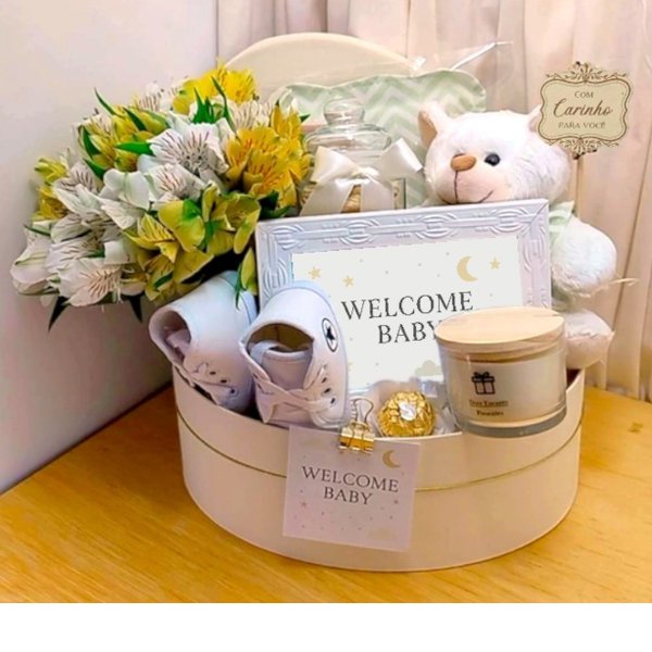 Cesta Maternidade Luxo com Flores Welcome Baby