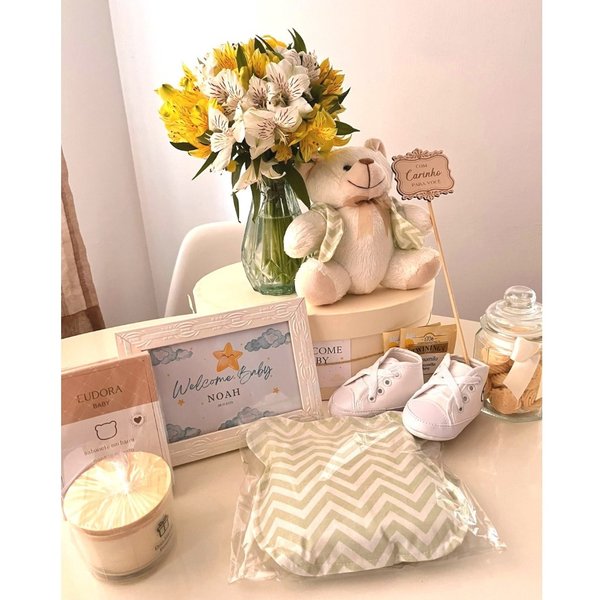 Cesta Maternidade Luxo com Flores Welcome Baby