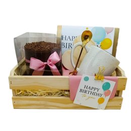 Imagem de Cesta de Presente  Doce Aniversário Rosa