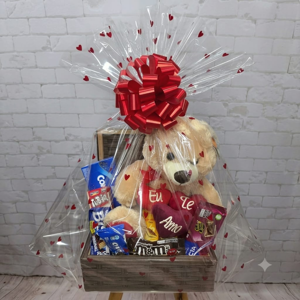Cesta Simples de Chocolate com Pelúcia