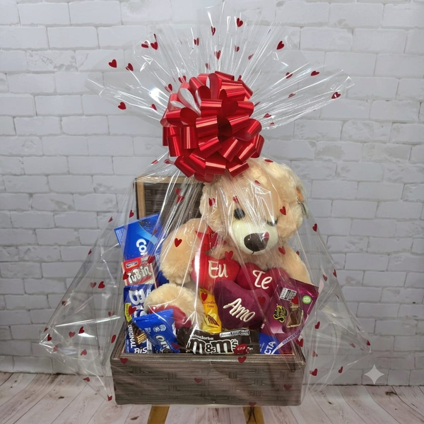 Cesta Simples de Chocolate com Pelúcia