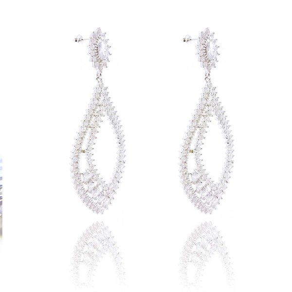 Brinco Luna Cristal Ouro Branco