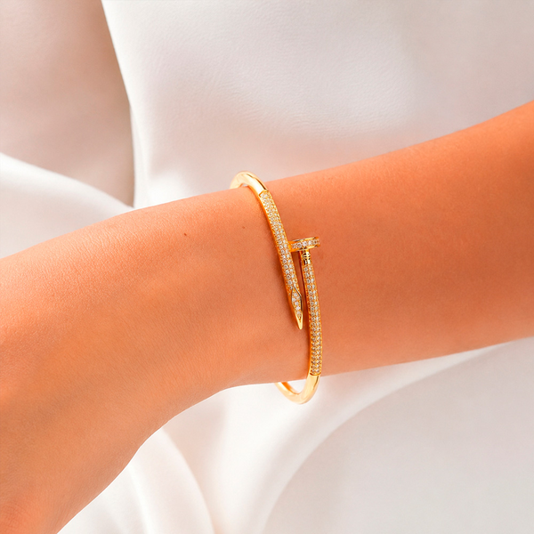 Bracelete Prego Majesté Cravejado