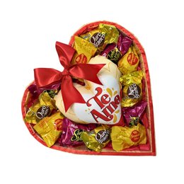 Imagem de Cesta Coração Almofada e Bombons