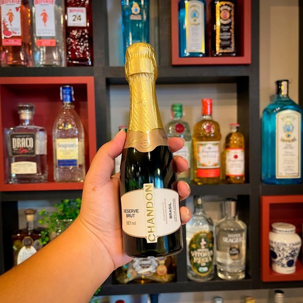 Kit Presente Chandon Baby Réserve Brut e 2 Taças